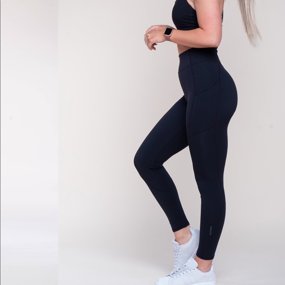 paragon sakura leggings